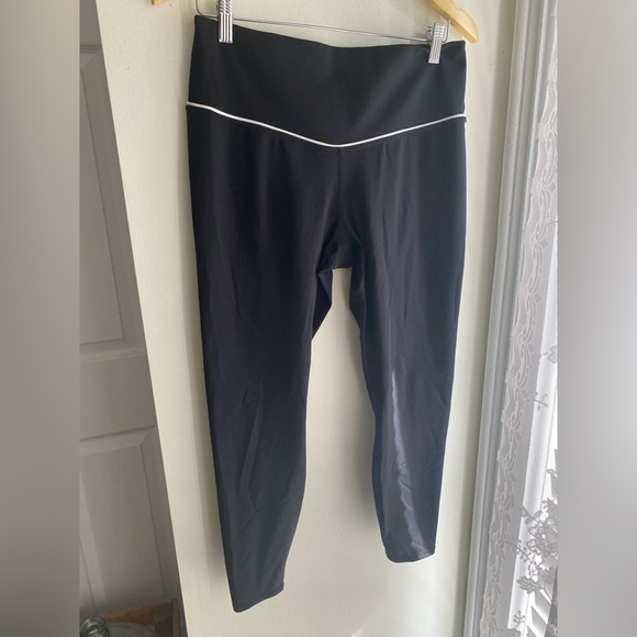 JoyLab High Rise Black Leggings with White Accent Size Large Women’s 7/8 Target - Picture 2 of 6